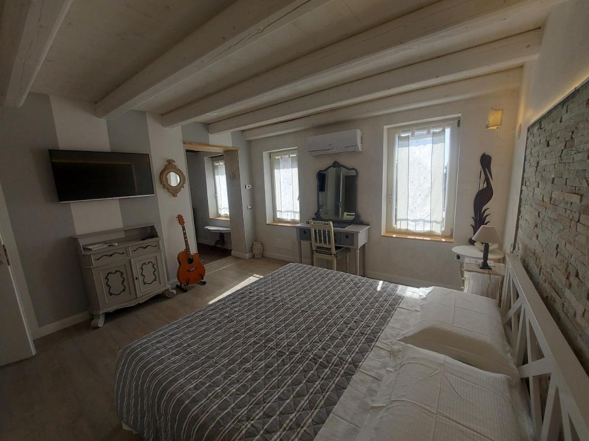 B&B Corte Colli Antichi Sona Eksteriør billede