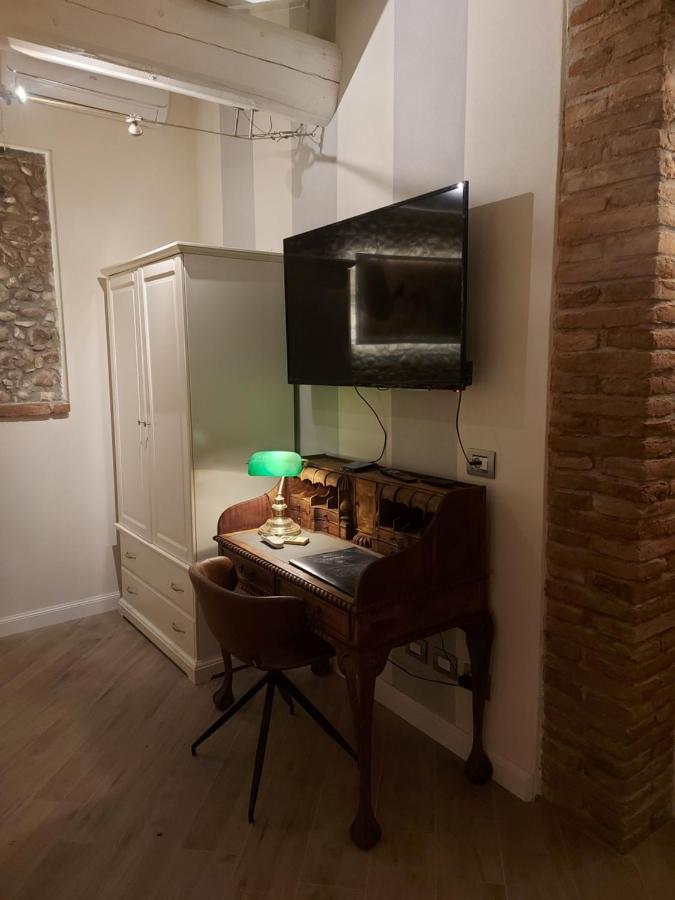 B&B Corte Colli Antichi Sona Eksteriør billede